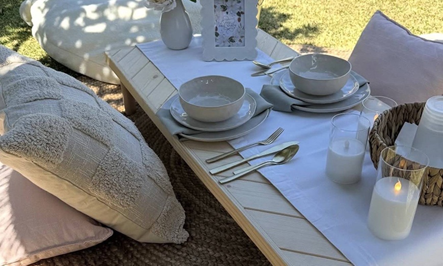 Image 3: Curated Luxury Picnic Experiences for Unforgettable Gatherings