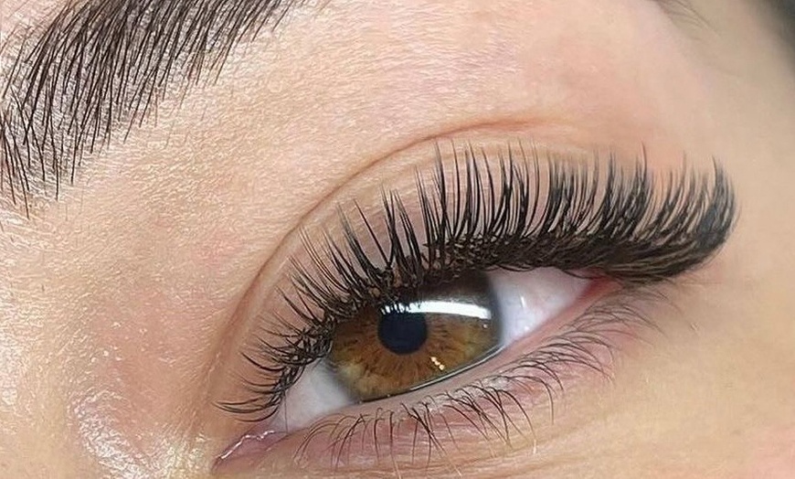 Image 11: Get Classic or Volume (3D/6D) Lash Extensions w/ Optional 2 Week Fill