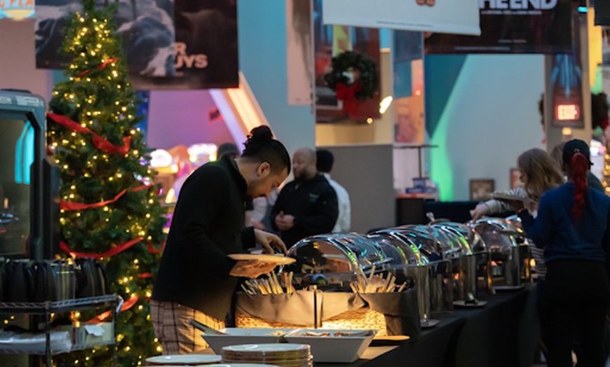 Image 3: Brunch With Santa with Dining, VR, Arcade & More at Wonderverse