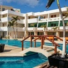 Image 2: ✈ All-Incl. Paradise: 4 Nights at Flamingo Beach Resort Cancún