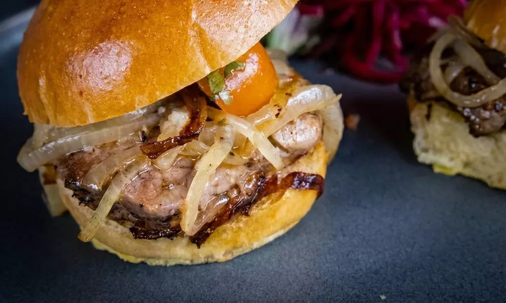 Spend Voucher Toward Dinner for Two - Valid on Monday to Thursday