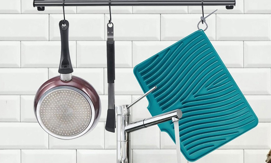 Image 8: Silicone Dish Drying Mat