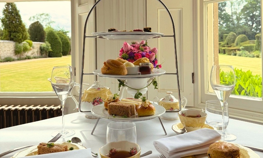 Image 2: Delight in Traditional Afternoon Tea with Optional Prosecco for 2 or 4