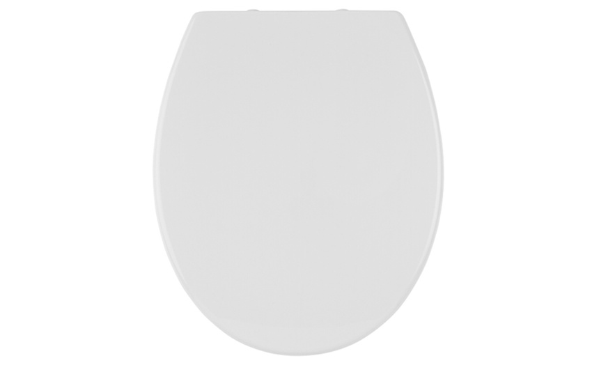 Image 5: White Soft-Close Quick Release Toilet Seat