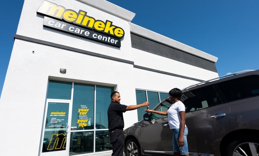 Image 2: Synthetic Oil Change with Tire Rotation at Meineke Rock Hill 