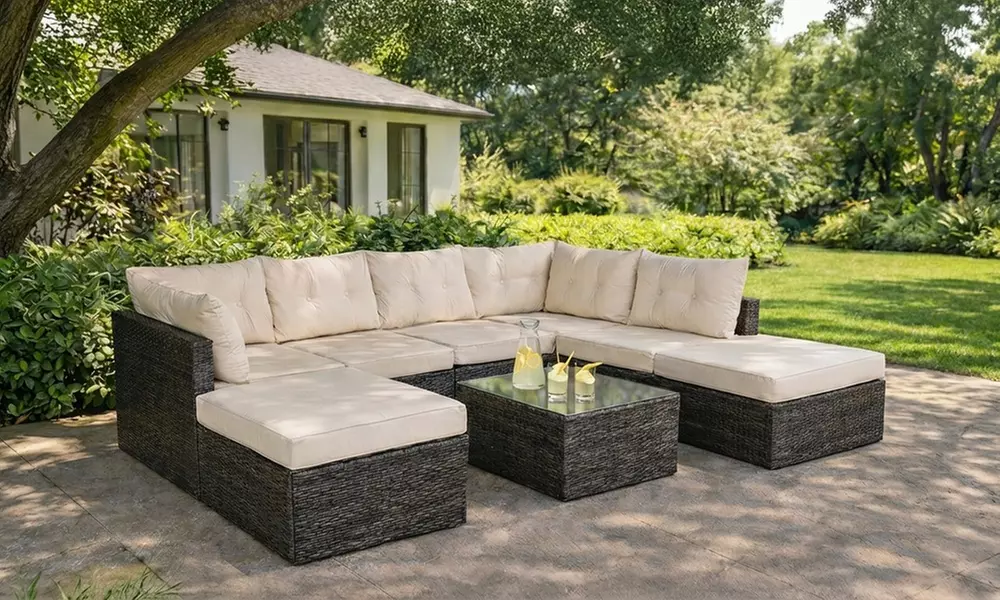 Salon de jardin Kocoon 8 places, modèle "Lola", en résine tressée