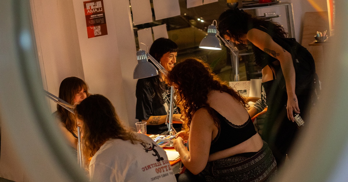 Taller creativo con bebida ilimitada para 1 o 2 personas en Málaga