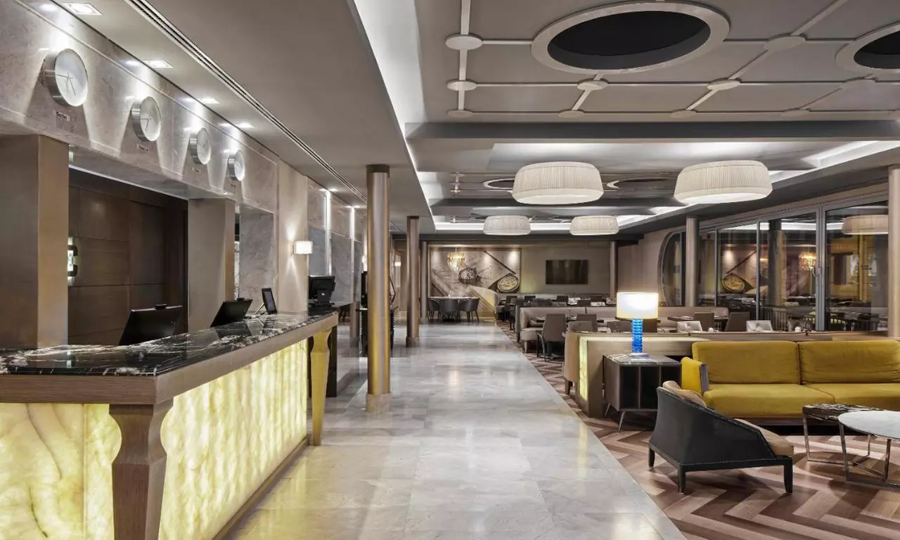 ✈ Berlino: Volo diretto A/R più 2 o 3 notti in hotel