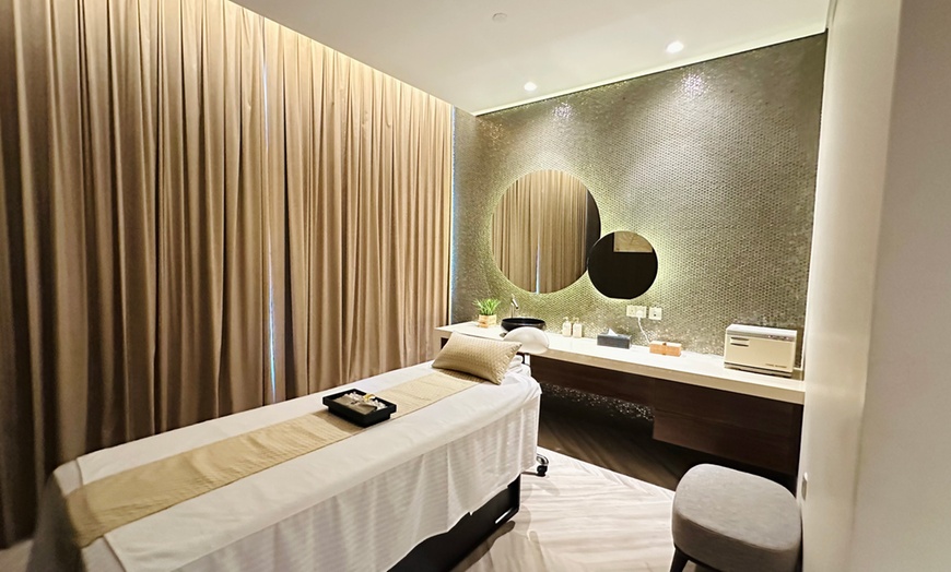 Image 10: Enjoy 60 or 90-Min Classic Spa Treatment by Expert Therapists