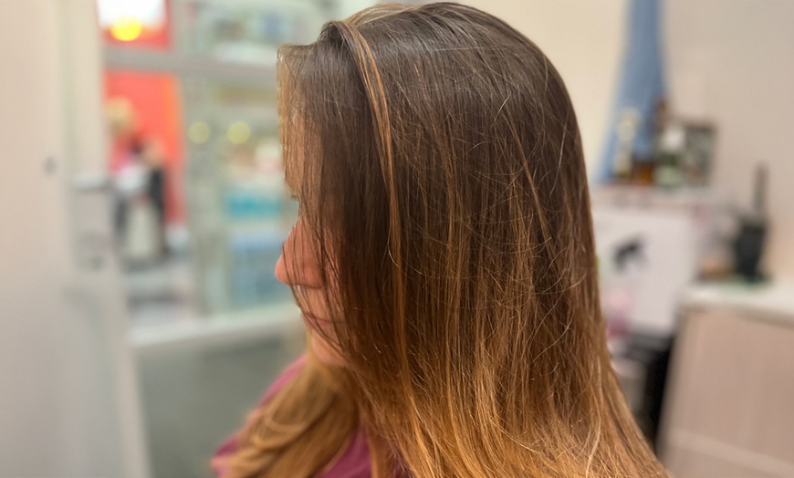 Image 3: Transform Your Look with Haircut, Conditioning, and Highlights