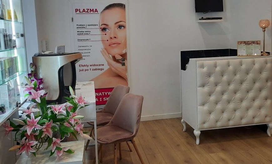 Image 2: Zabiegi na twarz dla kobiet i mężczyzn: cera sucha, trądzikowa i inne