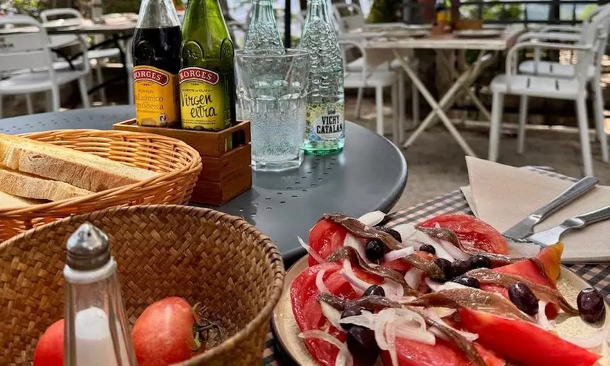 Menú de calçotada clásica o prémium a elegir para 2 personas