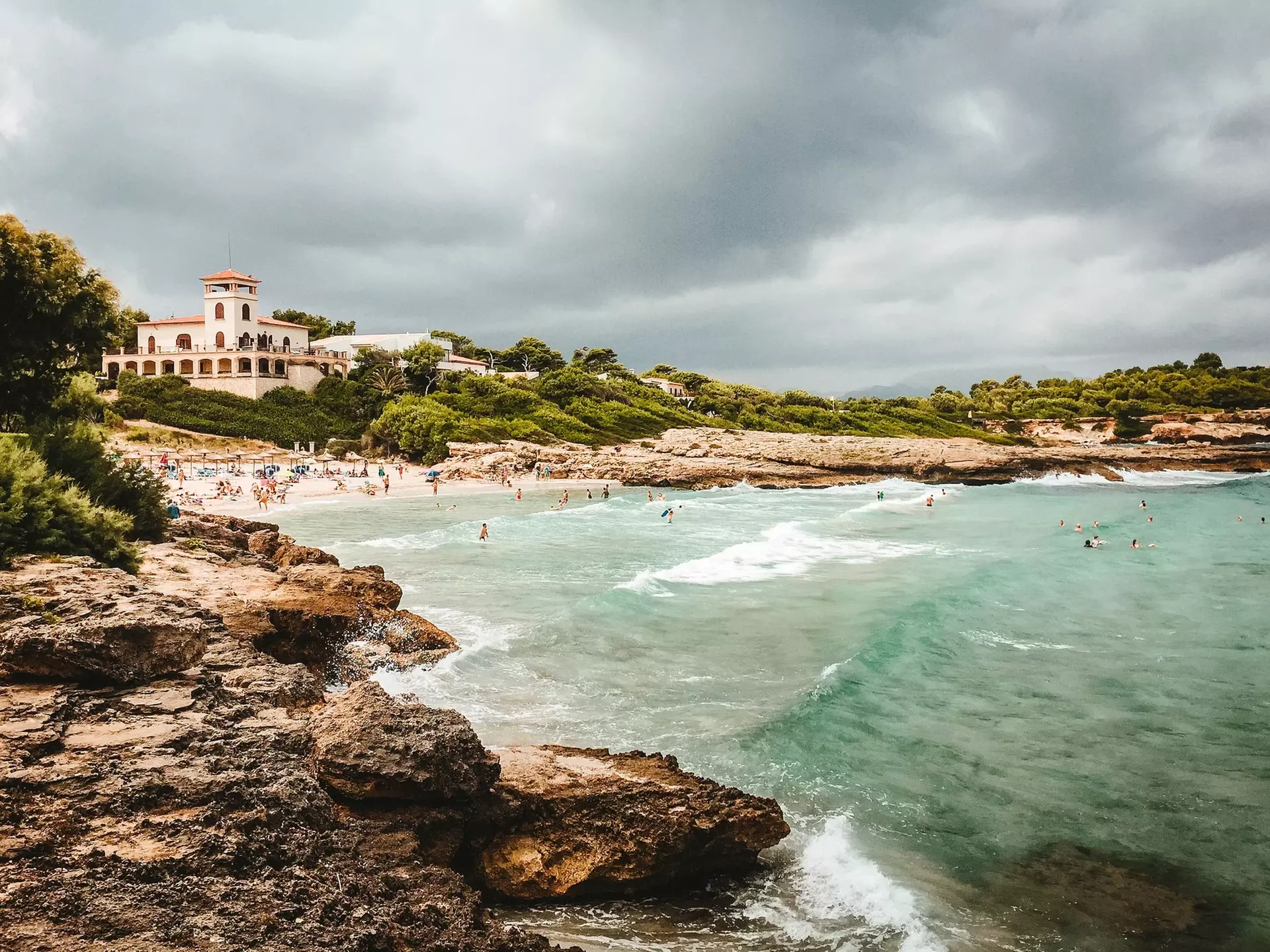 ✈ Mallorca by Road: 7-Day Must-See Spots with Air & Hotel from Worldee