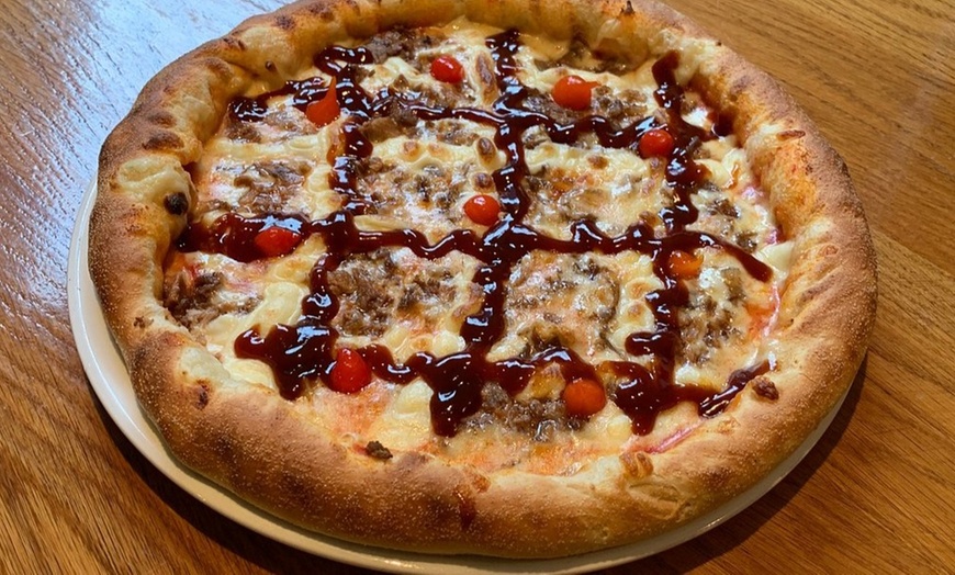 Image 7: All-You-Can-Eat: Unlimited Starters, Pizza, Churros & Drink – 35% Off