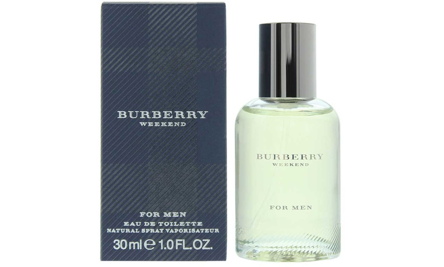 Image 4: Burberry Weekend for Men and Women 