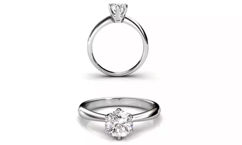 Anello solitario con scatola natalizia