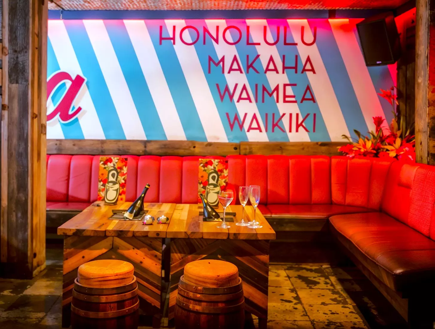 Tropical Island-Inspired Tiki Cocktails for a Vibrant Night Out