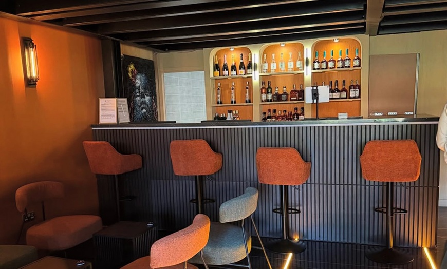 Image 4: Bottomless Brunch with Cocktails & Delicious Food for up to 4 people