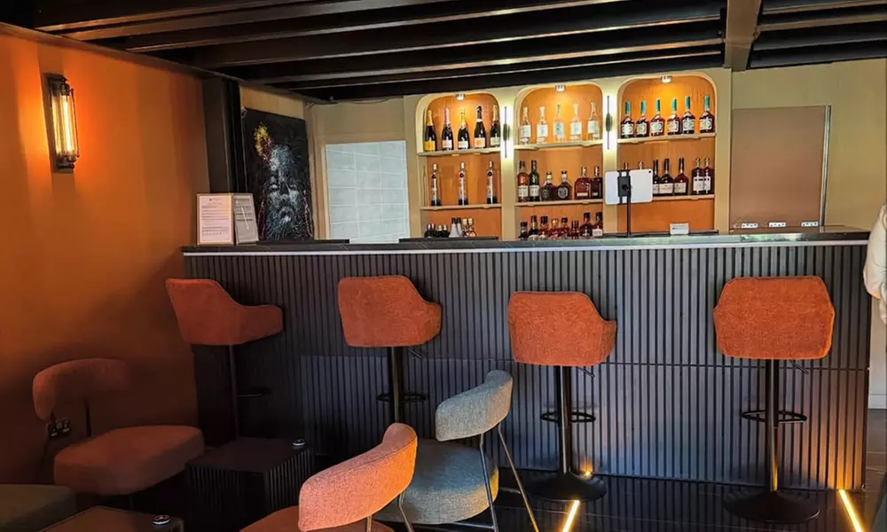 Bottomless Brunch & Delicious Food for up to 4 people