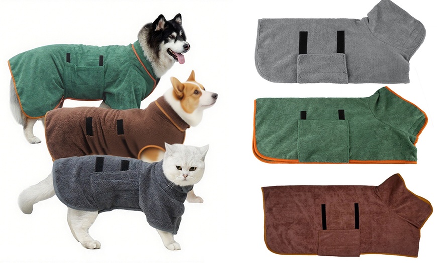 Image 1: Super Absorbent and Quick Dry Pet Bathrobe Towel