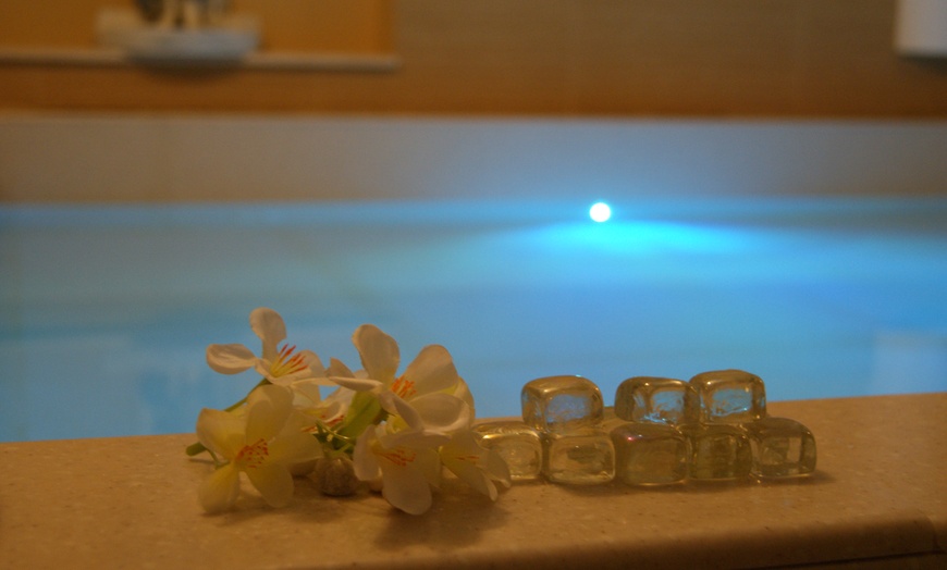 Image 3: 75 Min. Floating opt. inkl. 30 Min. Salzpeeling für 1 - 2 Personen