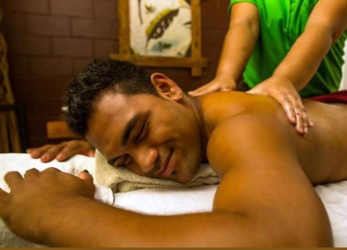 Full Man Grooming: Mani, Pedi, Beard Treatment, Foot Detox & More