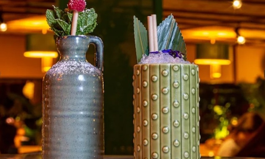 Image 24: Menú fusión a elegir entre clásico o prémium para 2 o 4 personas 