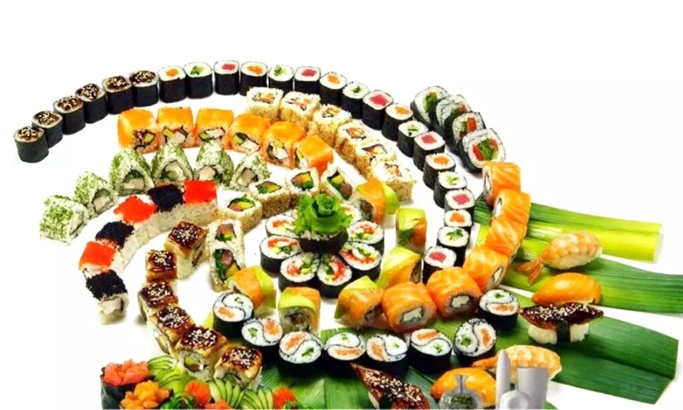 Sushi-Platte für 2 oder 3 Personen oder 4 bis 5 Personen