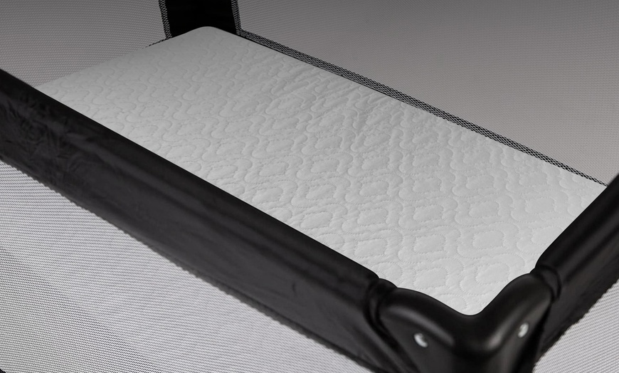 Image 5: Toddlers Travel Cot Mattress