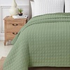 Image 1: Italian 4-Season Two-Tone Hypoallergenic Quilt