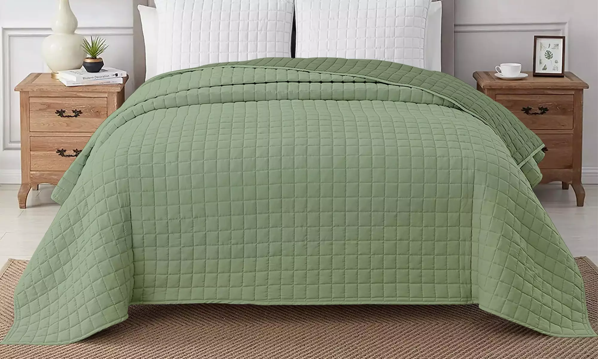 Italian 4-Season Two-Tone Hypoallergenic Quilt