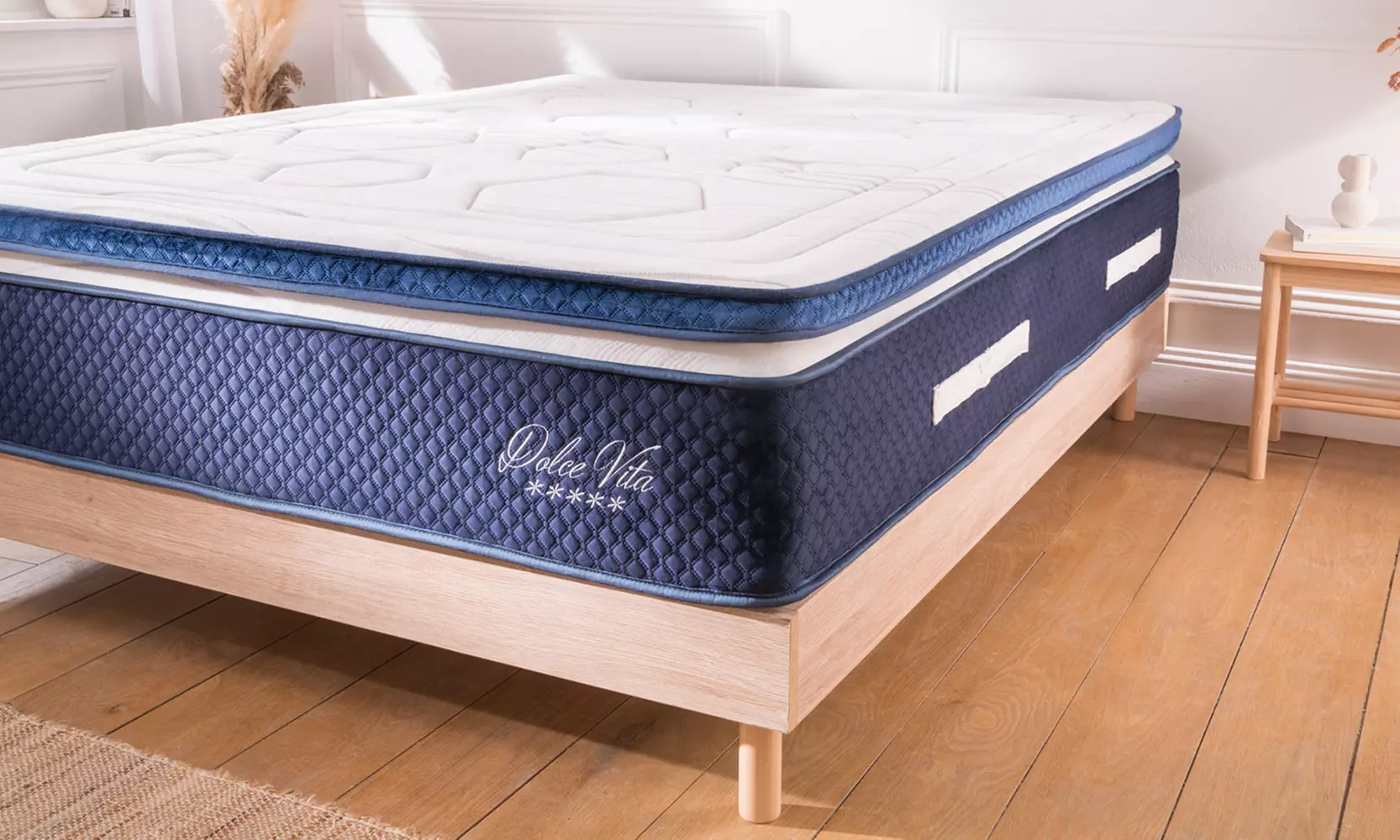 Lit coffre Megève en laine bouclée blanche