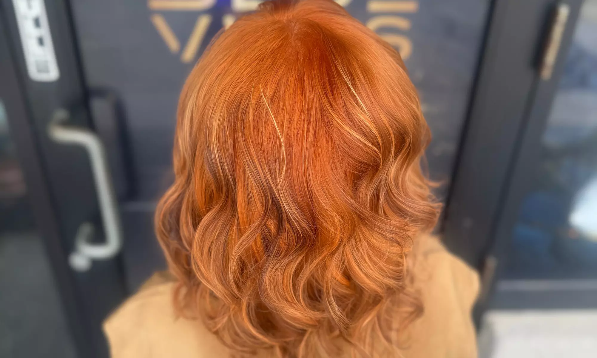 Haircut, Condition & Blowdry w/ Optional Highlights/Balayage/Touch-up!