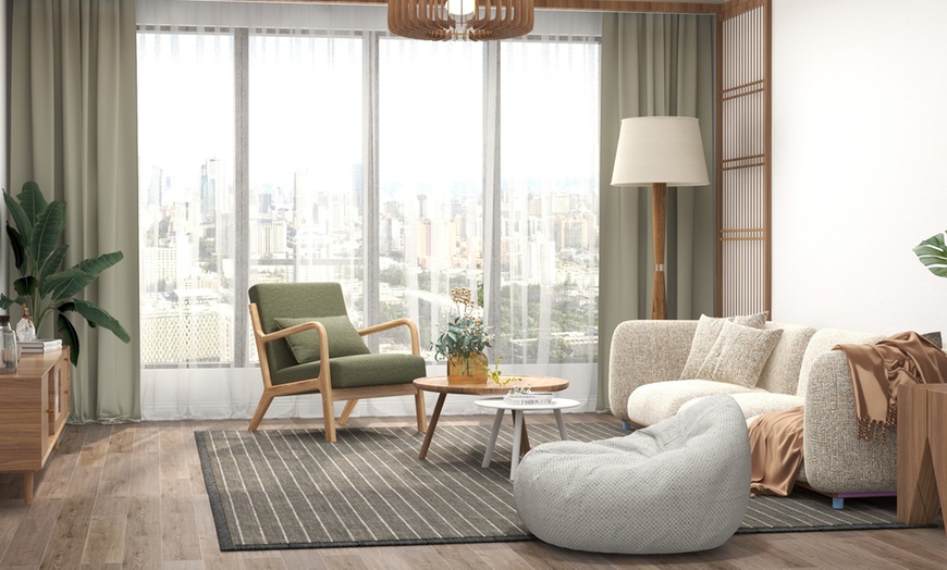 Image 20: Poltrona in tessuto e legno Zach Doosense