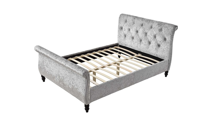 Image 2: Silver Crushed Velvet Bed