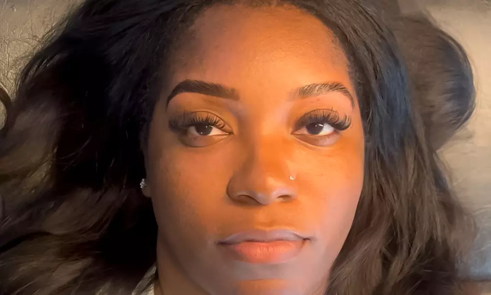 Classic or Hybrid Lash Extensions with Optional Two-Week Fill