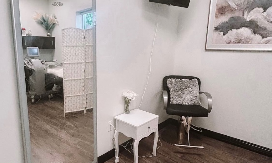 Image 6: Up to 94% off on Laser Lipo and Ultrasonic Cavitation Treatments