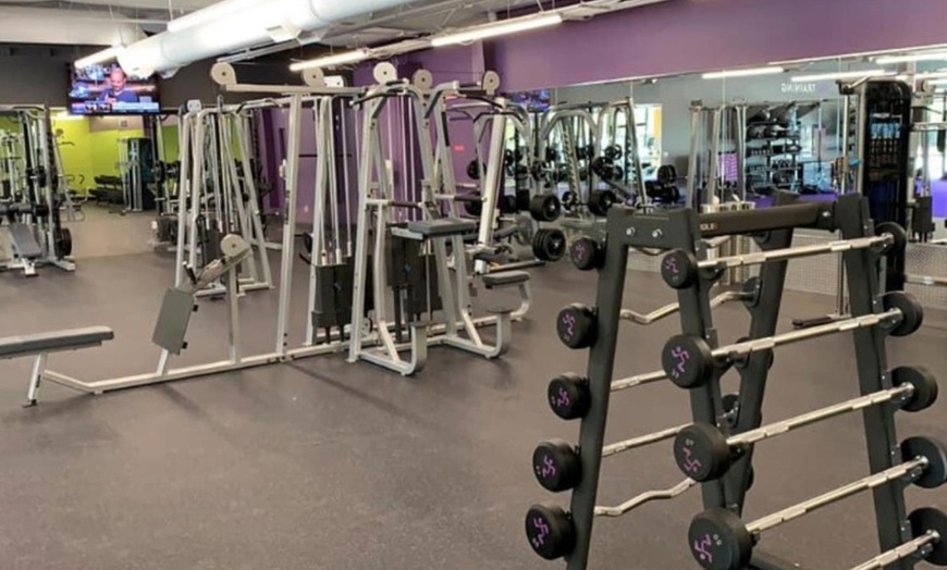 Image 4: 90-Day 24-Hour Gym Membership with 2 or 4 Success Personal Trainings