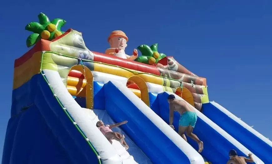 Image 4: Entrada a parque acuático para 2, 4 u 8 niños/adultos y opción a menú