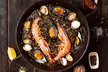 Menú de paella o marisco para 2 o 4 personas con entrante, principal, postre y bebida a pocos pasos del mar - Second Medium