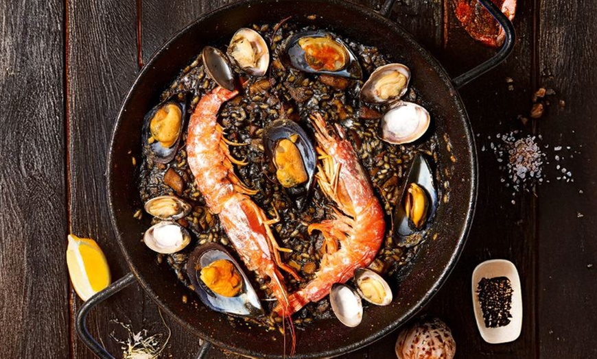 Image 6: Menú de paella o marisco con bebida para 2 o 4, a pocos pasos del mar