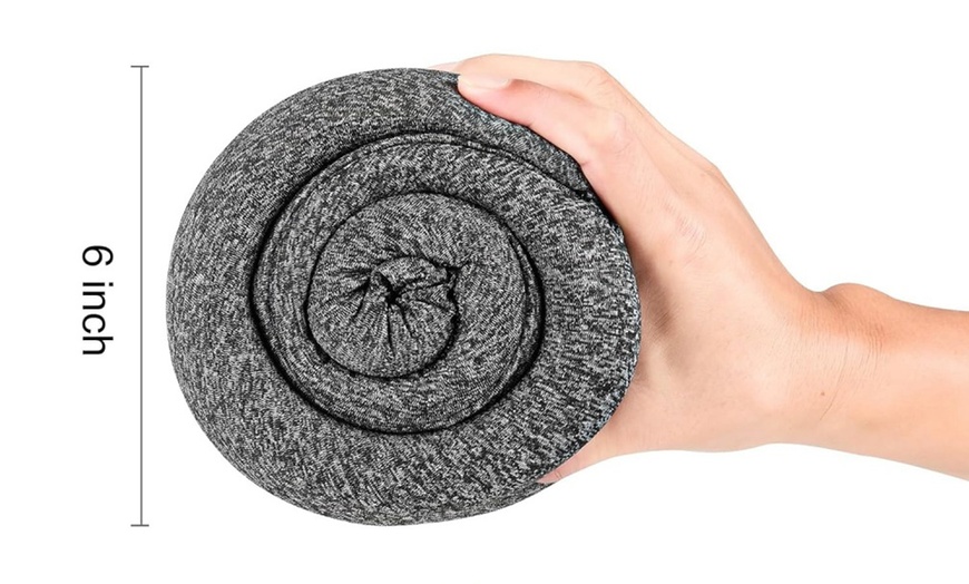 Image 8: Memory Foam Hooded Neck Pillow