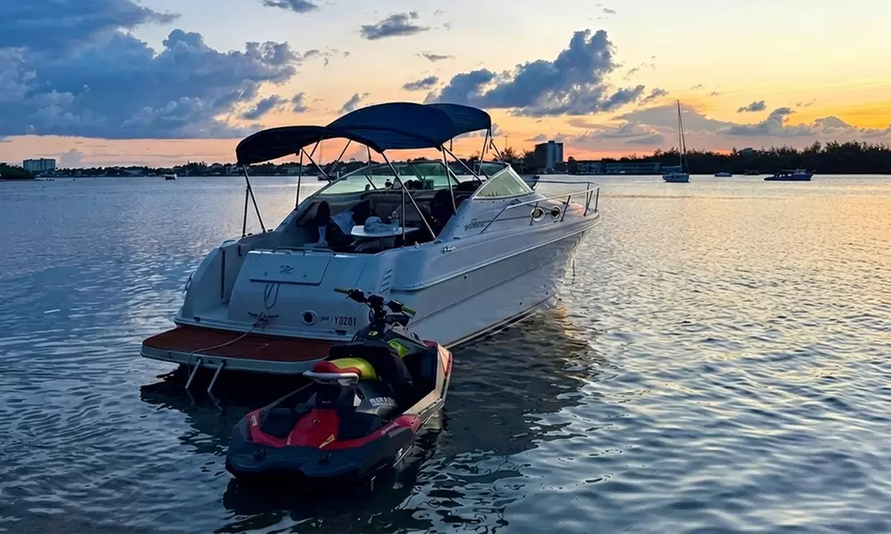 Private Boat Tour of Miami Harbor Area – North Miami