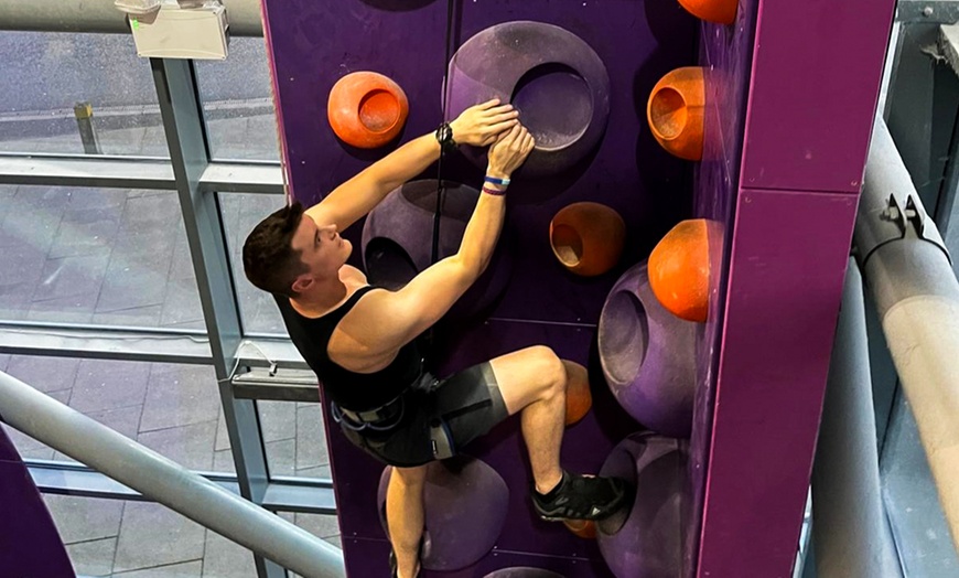 Image 9: Top Rock Indoor Climbing Session at K2 Crawley 