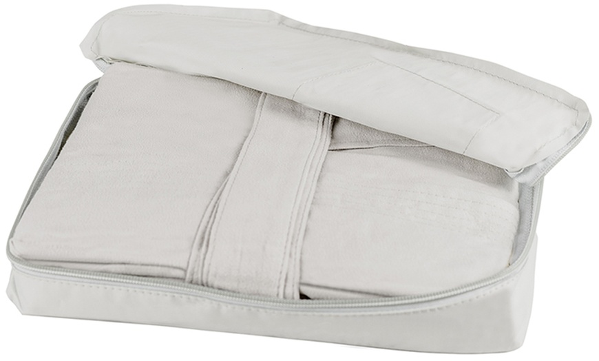 Image 3: Sneldrogend microfiber badjas met capuchon