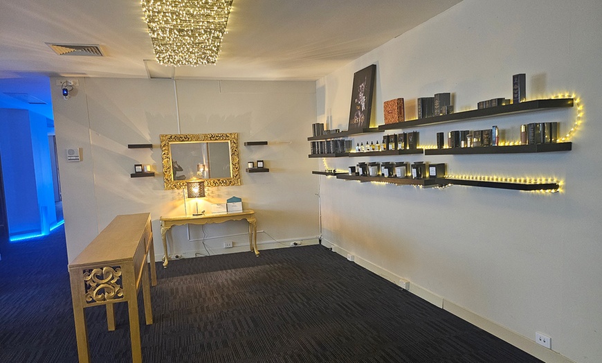 Image 2: Indulge in Luxe Pampering: Unwind with Face and Body Pamper Package!