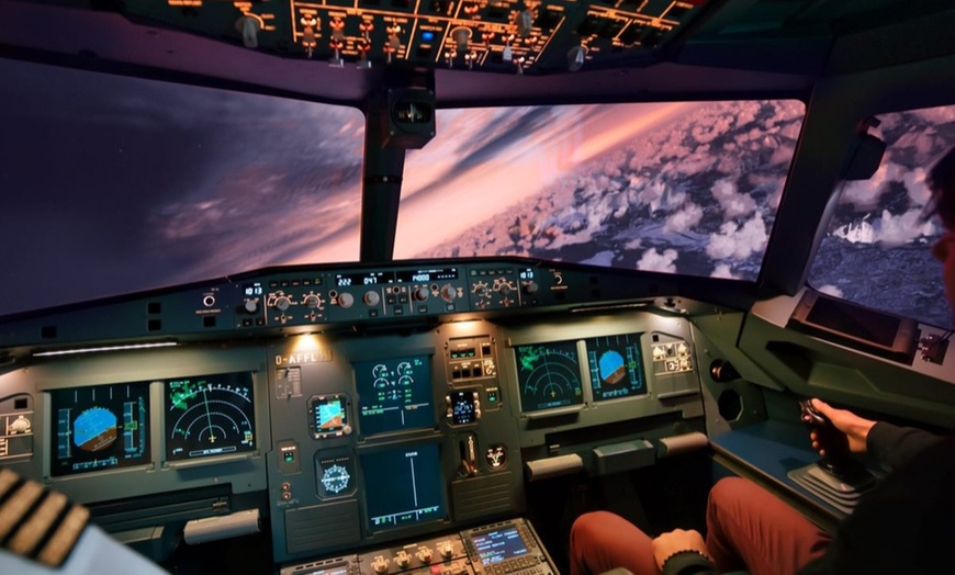 Image 1: Erfülle dir den Traum vom Fliegen: Flugerlebnis im Simulator A320