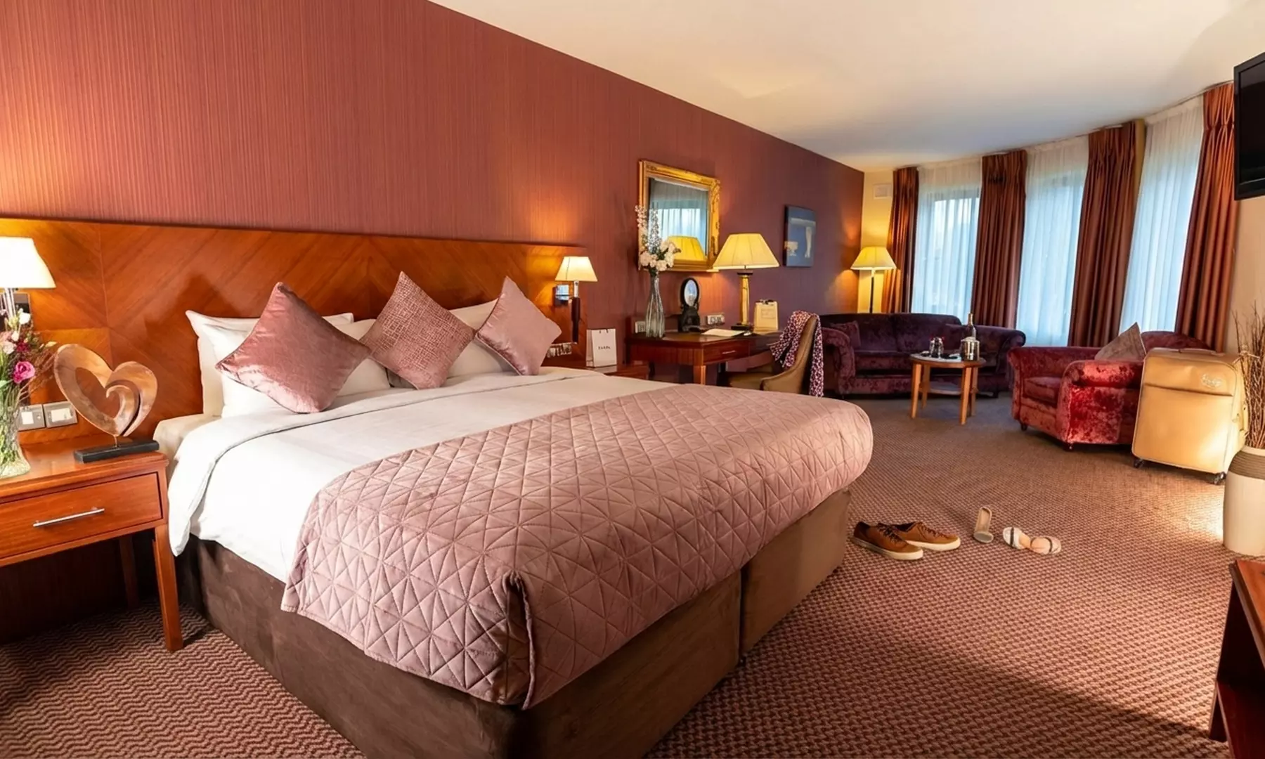 County Tipperary: 1-2 Nighs with Breakfast, €20 Spa Credit and LCO