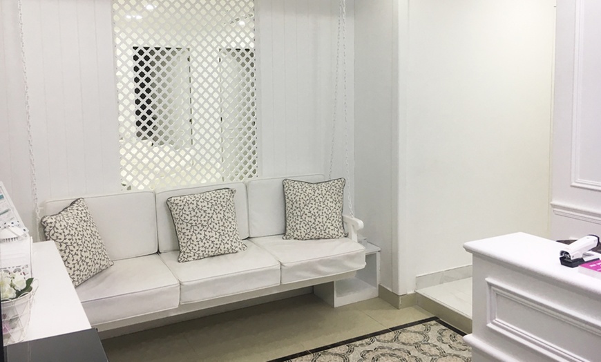 Image 4: Full-Body Rejuvenation: Choice of 60-Minute Spa Treatments for Ladies.