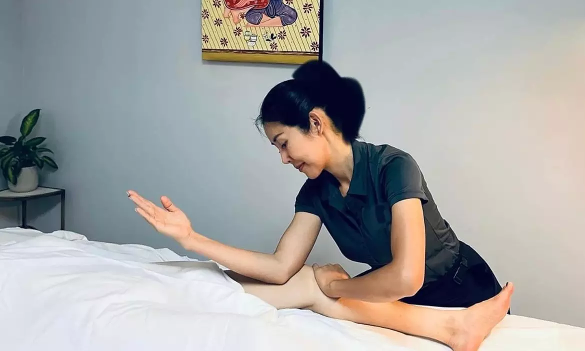 60 or 90 Minute Deep Tissue, Thai combination or Swedish Massage